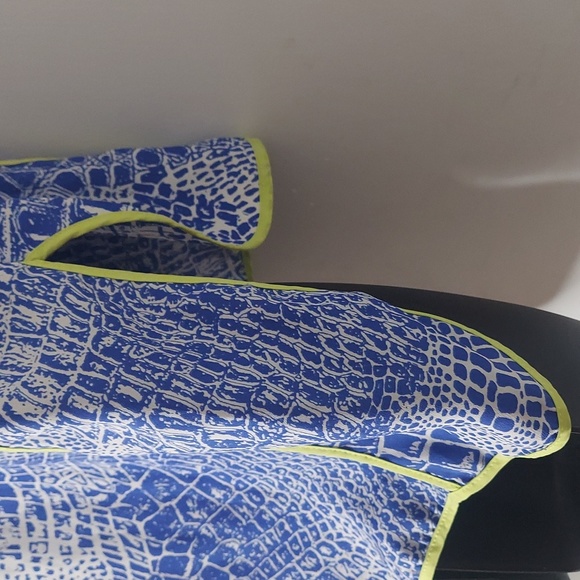 M M COUTURE Print Tank Top - Picture 5 of 6